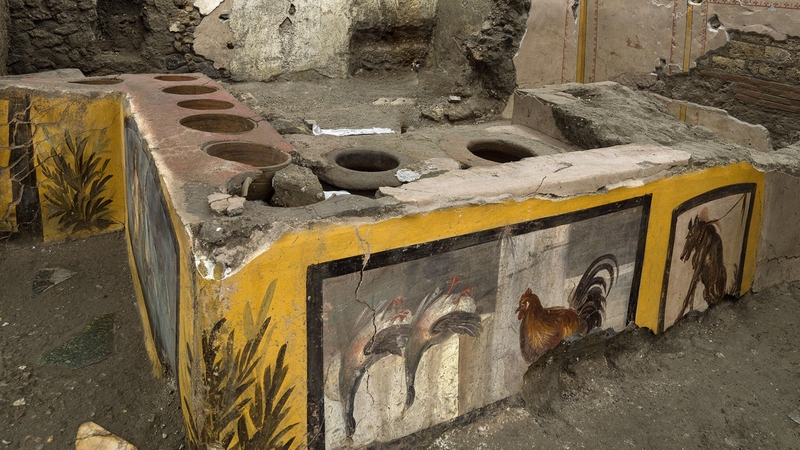 The termopolium was found at the Regio V site