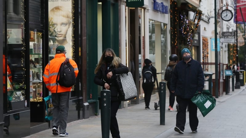 The growth rate of the virus is estimated to be at least 7-10% per day