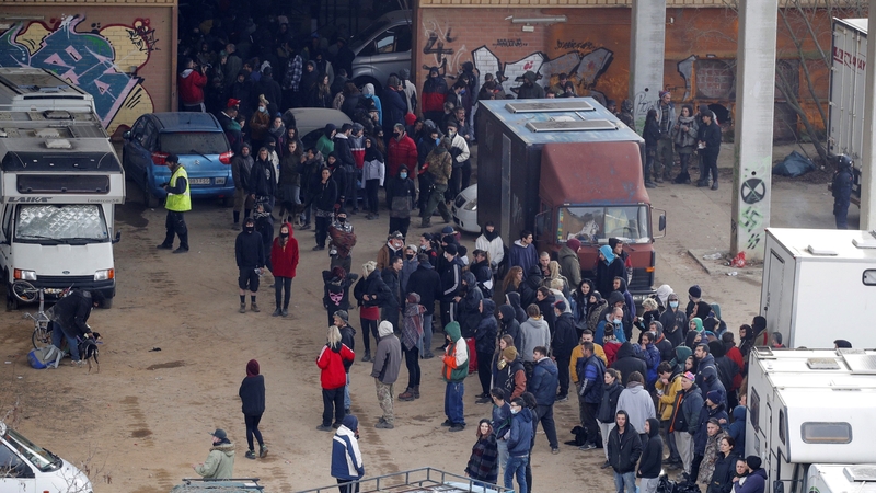 Catalonian police evict people from the illegal 40-hour-rave in Llinars del Valles