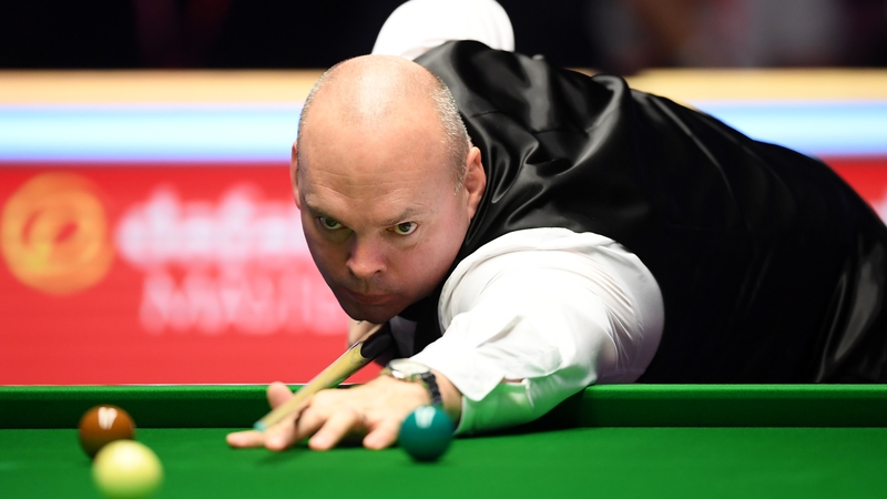 Stuart Bingham eased to a 6-1 victory