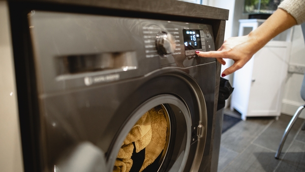It can seem challenging to find ways of saving when it comes to keeping the lights on, the dinner cooked, the house warm and the clothes washed, but there are ways of cutting costs when it comes to fuel.