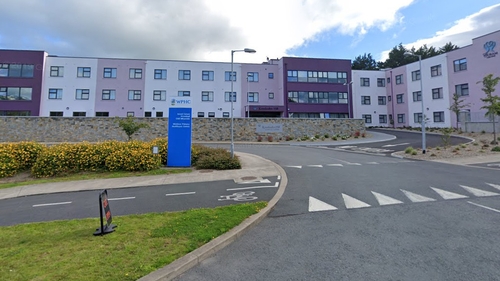The letter from Knockrobin Hill Care Home in Wicklow town tells families its rosters are under pressure because of Covid-19