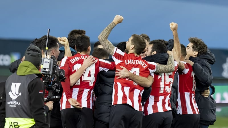 Athletic Bilbao celebrate their victory