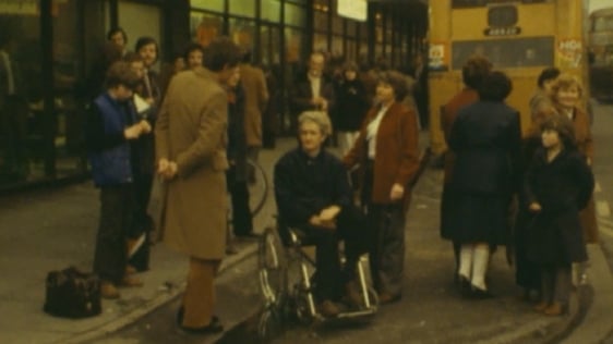 Martin Rainsford and Noeleen Mullen with RTE reporter Colum Kenny, Limerick (1981)