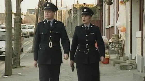 Garda Height Requirements (2001)