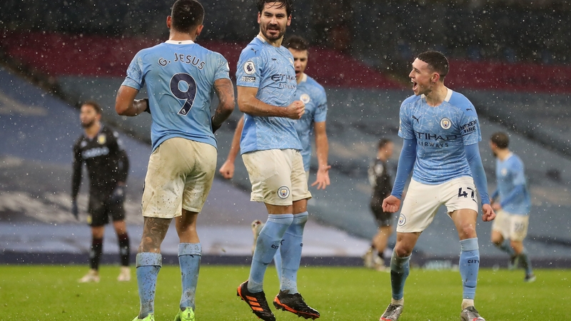 İlkay Gundogan of Manchester City celebrates his successful penalty