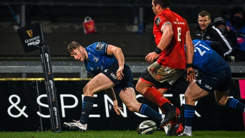 Jordan Larmour scores the winning try