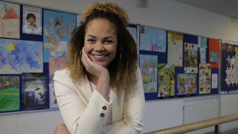 Múinteoir Emer O'Neill