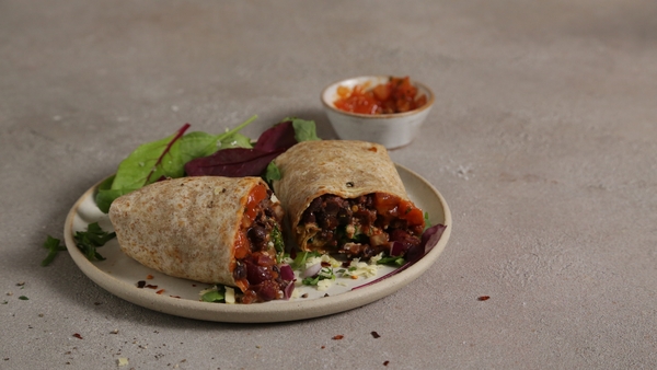 Each serving contains approximately 500 kcal.