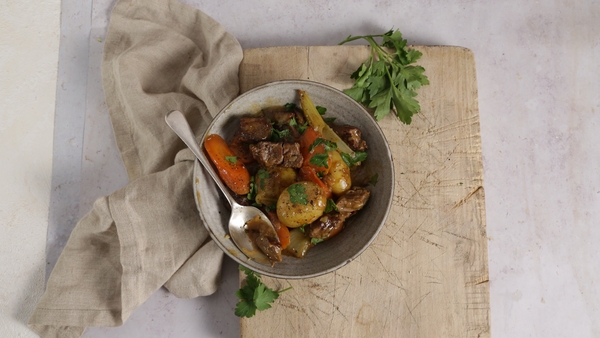 Each serving is approximately 510 kcal.