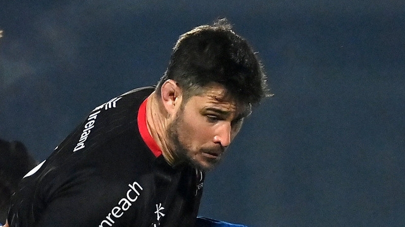 Carter is one of three players to extend their contract