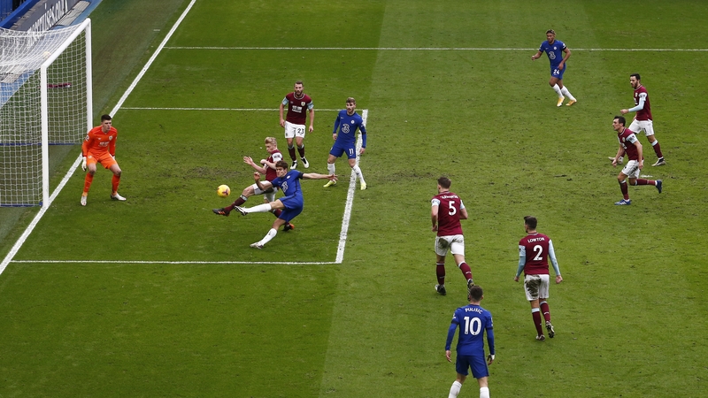 Marcos Alonso firing home the second goal for Chelsea