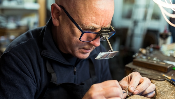 Samhlú Croí Cruthaitheach on TG4 - creative hearts in focus
