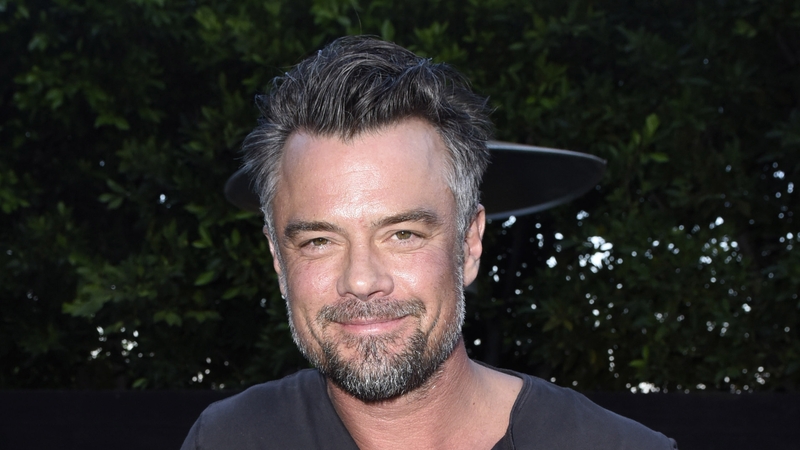 Josh Duhamel will play Jennifer Lopez's husband-to-be in Shotgun Wedding