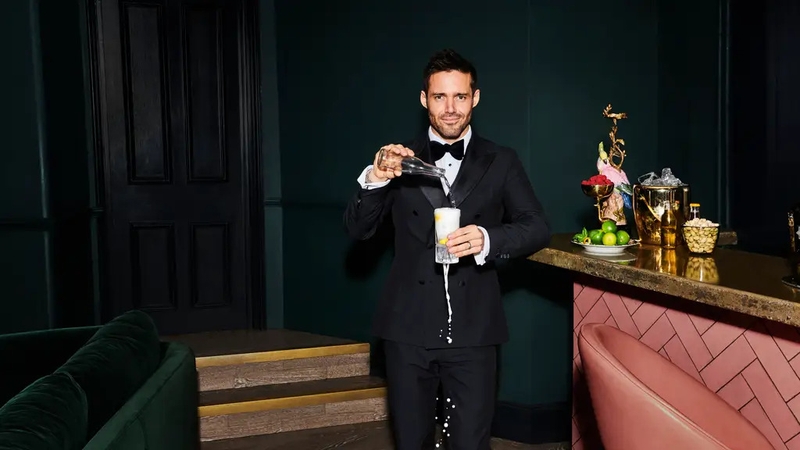 The former reality TV star talks to Liz Connor about ditching booze, family life, and shaking off the Made In Chelsea shadow.