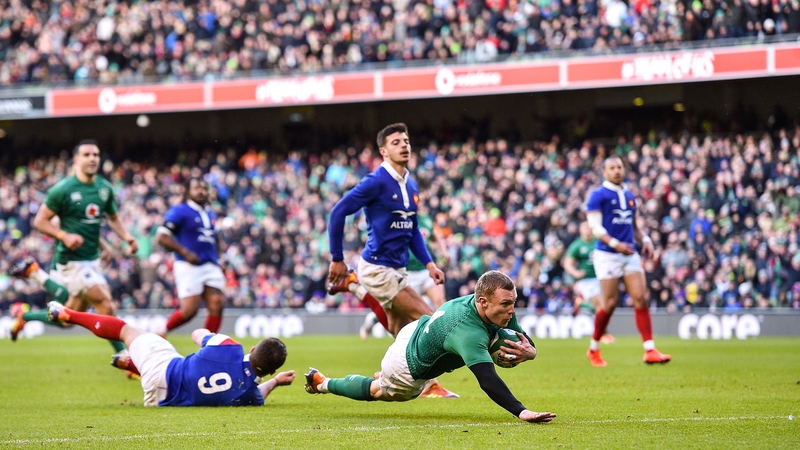 Keith Earls scores Ireland's fourth try in 2019