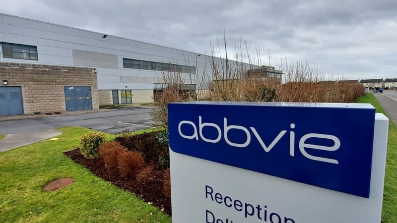 AbbVie said that Botox brought in sales of $1.49 billion, ahead of combined estimates of $1.43 billion