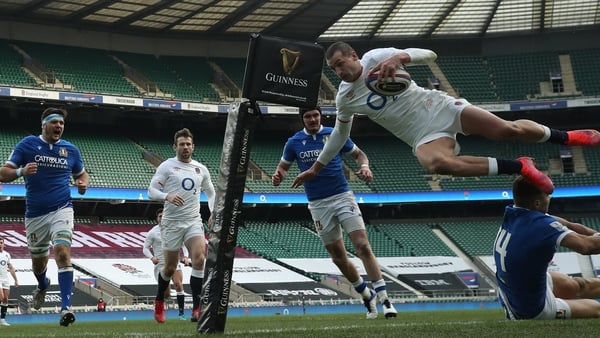 Jonny May gets England third with a spectacular finish