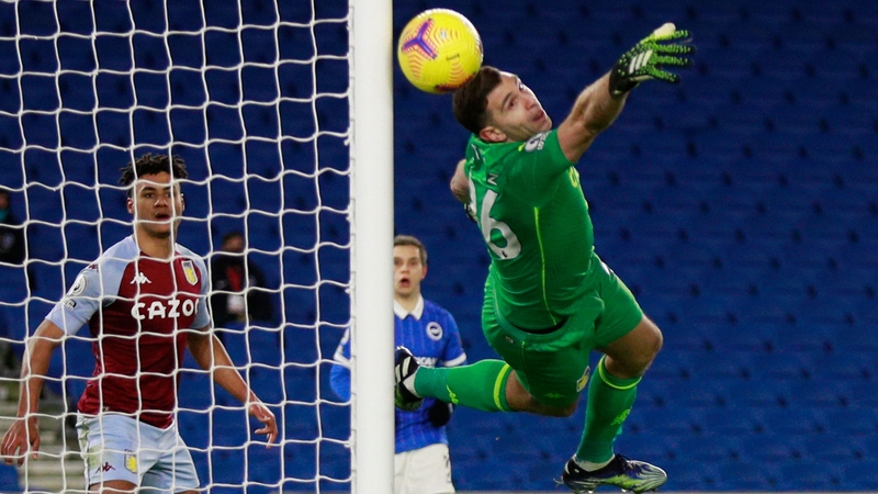 Emiliano Martinez frustrated Brighton