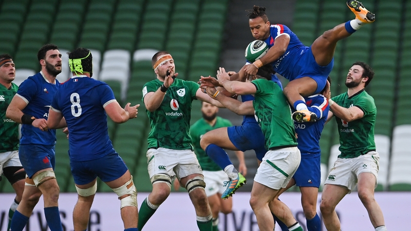 James Lowe in action against Teddy Thomas