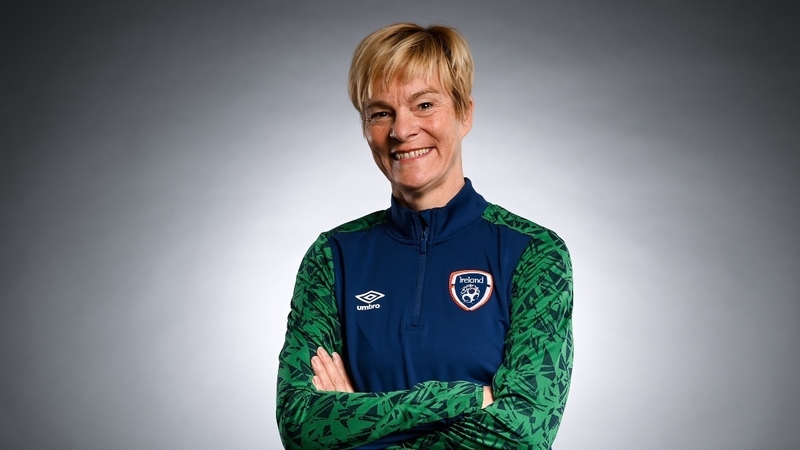 Vera Pauw has signed a new contract