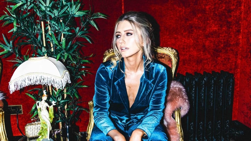 Fi: "I love a big, catchy chorus and space in verses."