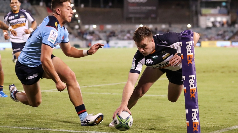 Mack Hansen touches down in the corner