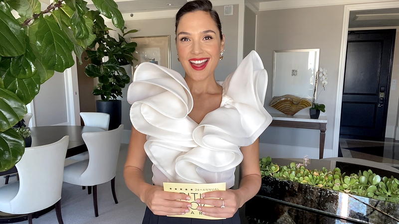 Gal Gadot stunned in Prabal Gurung. Photo: Getty