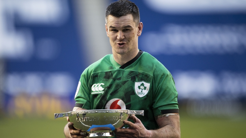 Johnny Sexton of Ireland with the Centenary Quaich