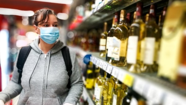 Shoppers spent €94.4m less on alcohol in supermarkets during the last 12 weeks as they made the most of the chance to eat and drink away from home once again