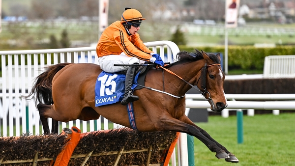 Heaven Help Us made all under Richie Condon to take the Coral Cup at 33-1