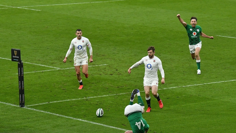 Keenan (r) celebrates Keith Earls disallowed try