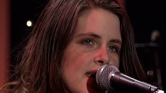 Maria McKee on Kenny Live (1991)