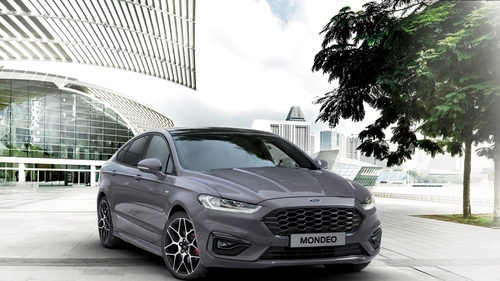 Even going hybrid was'nt going to be enough to save the Mondeo.