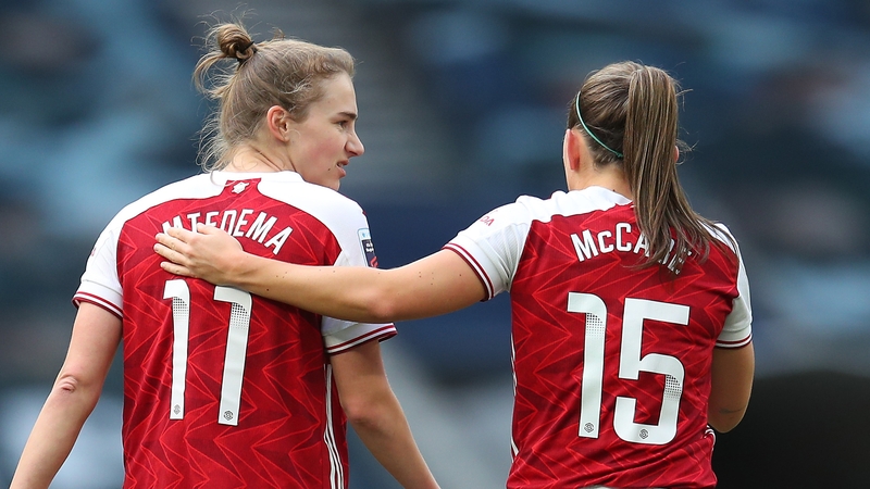 Vivianne Miedema (L) celebrates with Katie McCabe