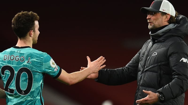 Jurgen Klopp congratulates Diogo Jota after his two-goal impact against Arsenal