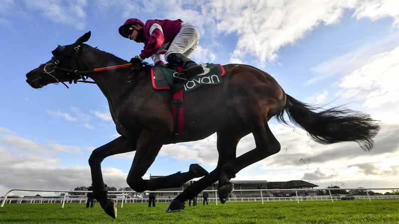 Tiger Roll was dominant in the Glenfarclas Cross-Country Chase