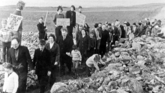 Barrow Beach, Right of Way Protest (1971)
