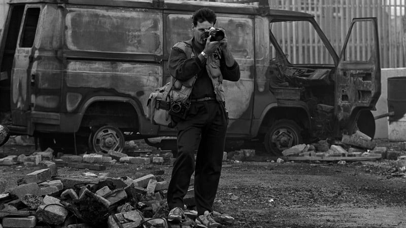 Photographer Martin Nangle features in Shooting the Darkness