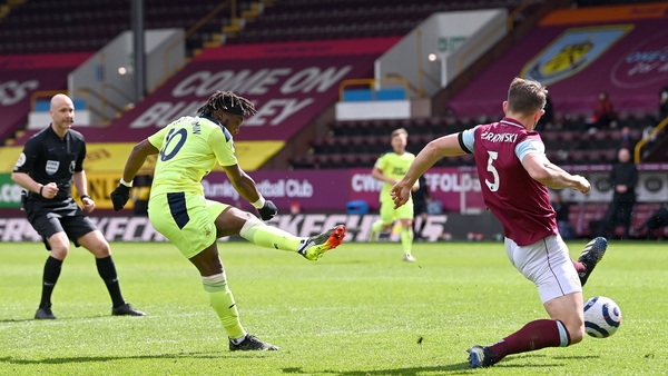 Allan Saint-Maximin fires home the winning goal
