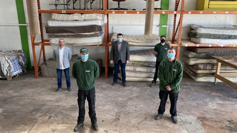 Bounce Back has 12 employes and all, including the owner, are members of the Traveller community