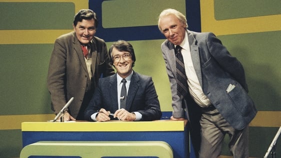 The presenter and team captains from RTÉ Television's musical quiz show 'Off the Beat', in Studio 2…