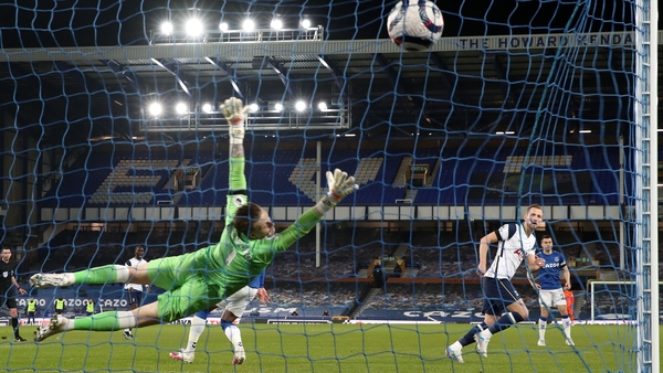 Harry Kane scores