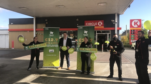 Circle K i gcathair Chill Chainnigh a dhíol an ticéad buacach