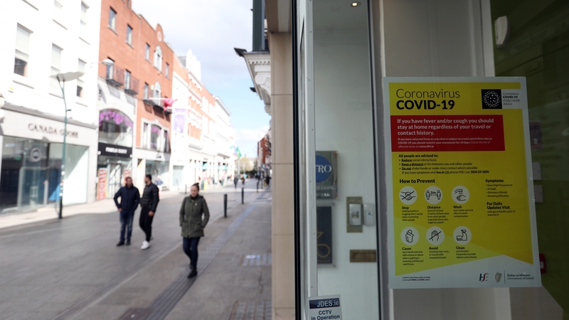 The KBC Bank consumer sentiment index rose for a third month in a row to 77.9 in April from 77.1 in March