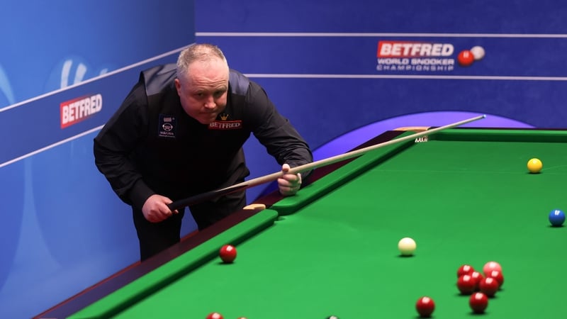 The four-time champion won six frames on the trot to advance