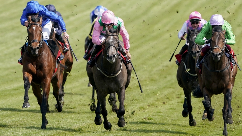Wirko (blue silks) nabbed 
Technique on the line