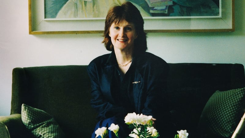 April 1992: Poet Eavan Boland at her home (Pic: Joe St Leger, copyright The Irish Times)