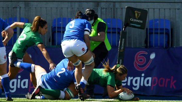 Dorothy Wall barges over for Ireland's opening try of the game