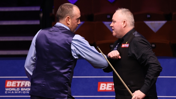 The battle of the veterans went the way of the Welshman